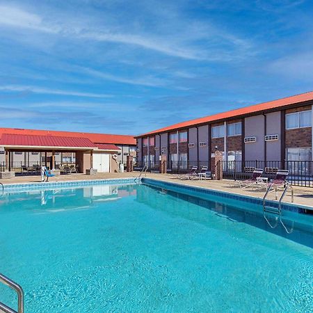 Ramada By Wyndham Bowling Green Dış mekan fotoğraf