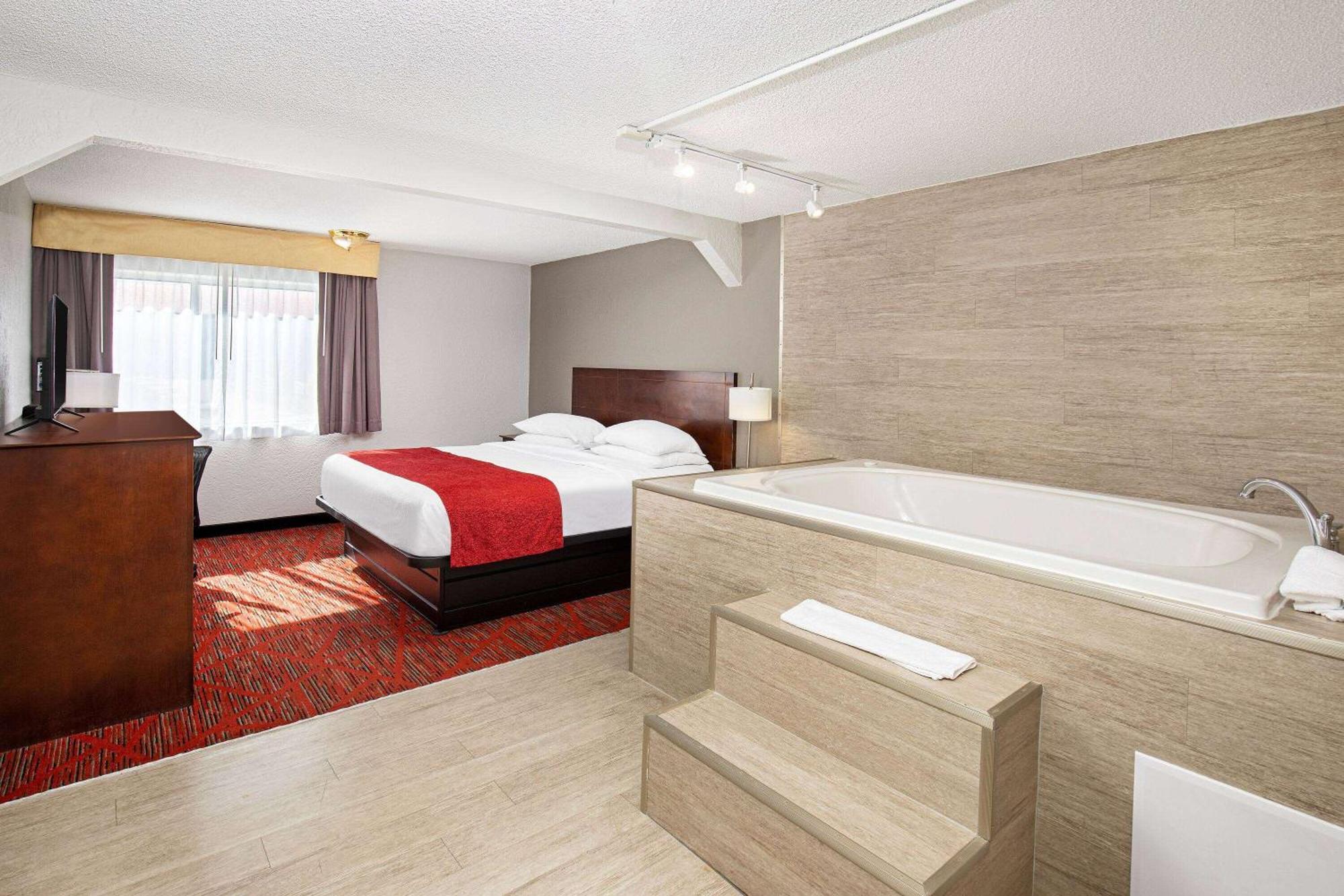 Ramada By Wyndham Bowling Green Dış mekan fotoğraf