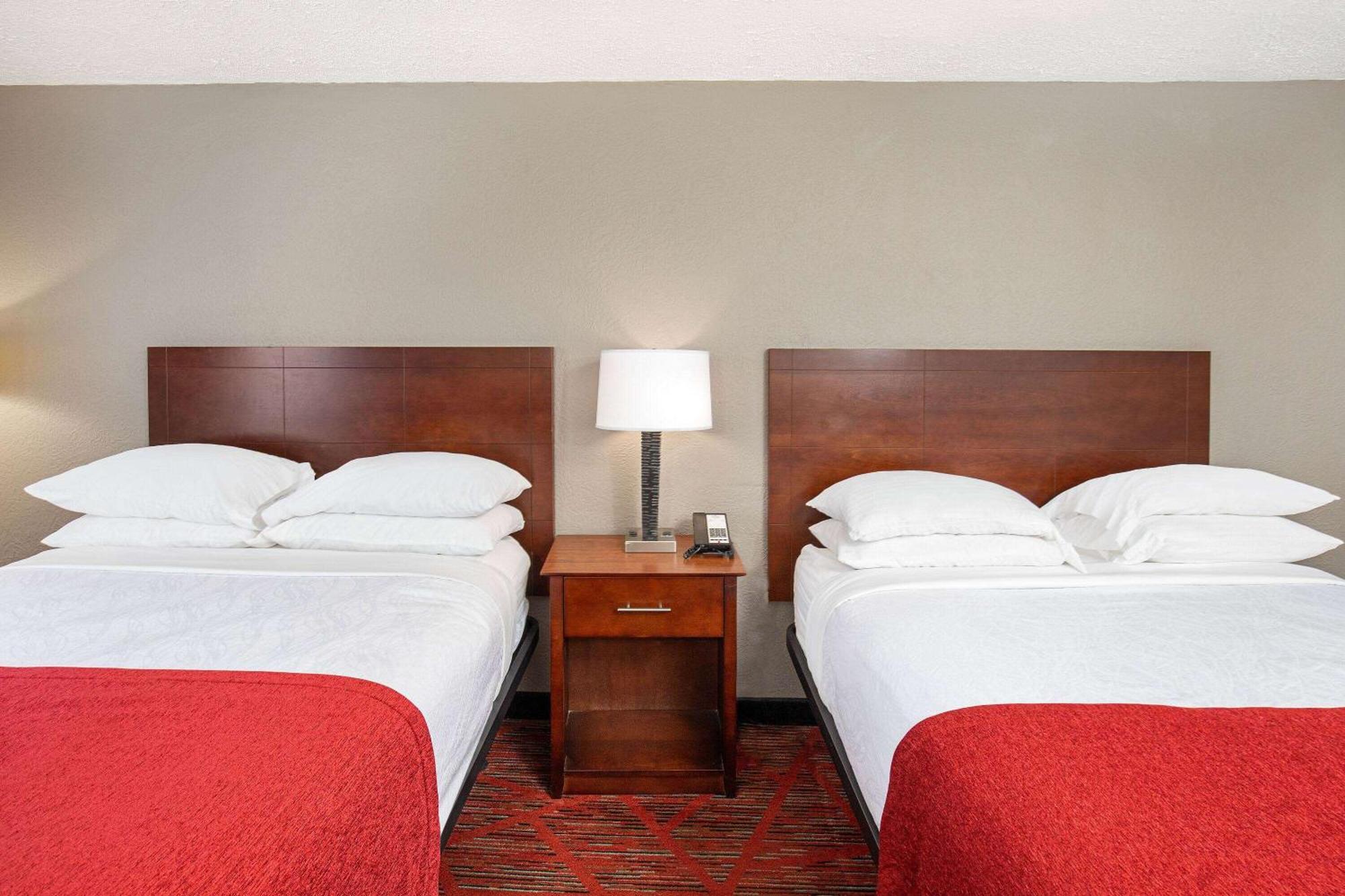 Ramada By Wyndham Bowling Green Dış mekan fotoğraf